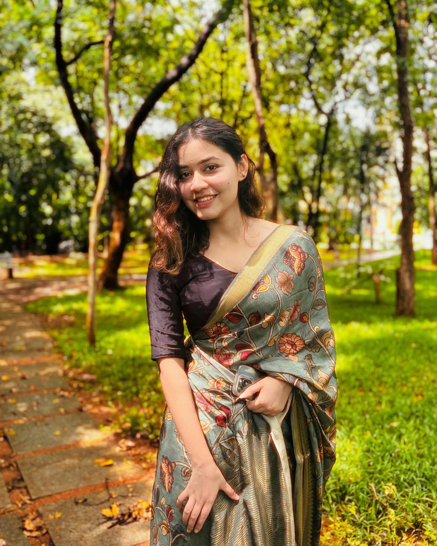 Anshika Verma IPS Education Qualification